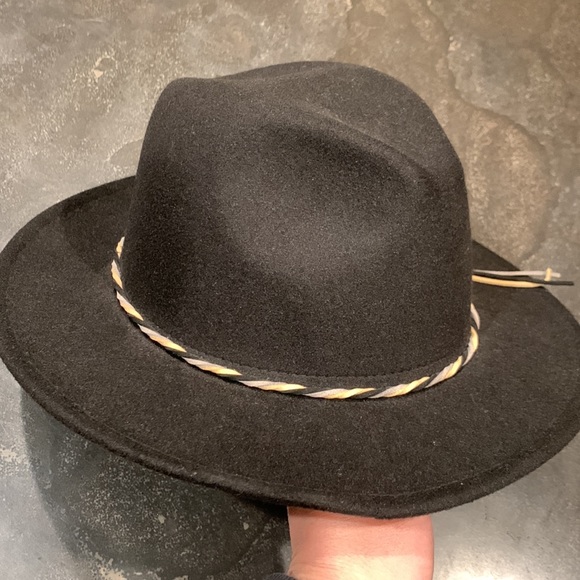 Women’s Casual Fedora Hat - Picture 9 of 9